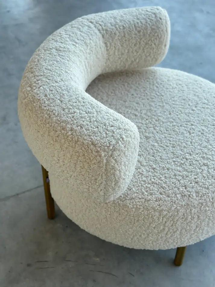 Chair Thompson - Image 3