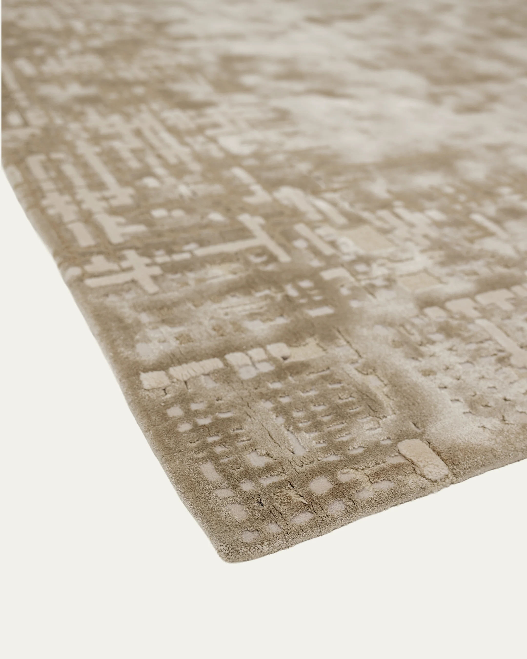 Disguise (Caramel) - Image 7